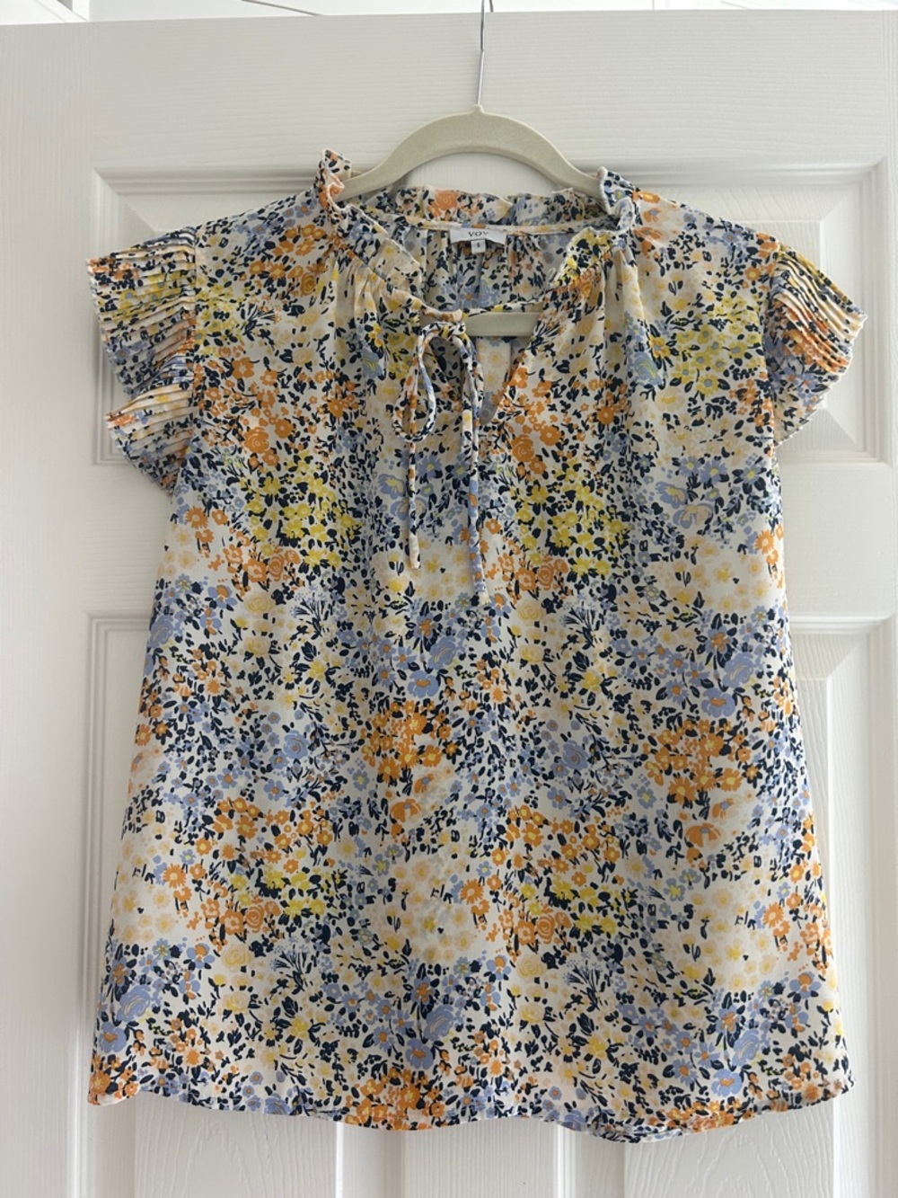 Tie-Neck Floral Short Sleeve Blouse - Vero Moda - Blue & Yellow Floral